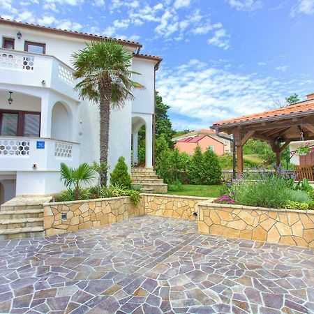 Rooms Stolfa Krk Town Exterior foto
